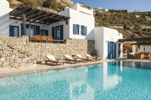 MYKONOS: Luxurious Vacation Package with Villa & Yacht