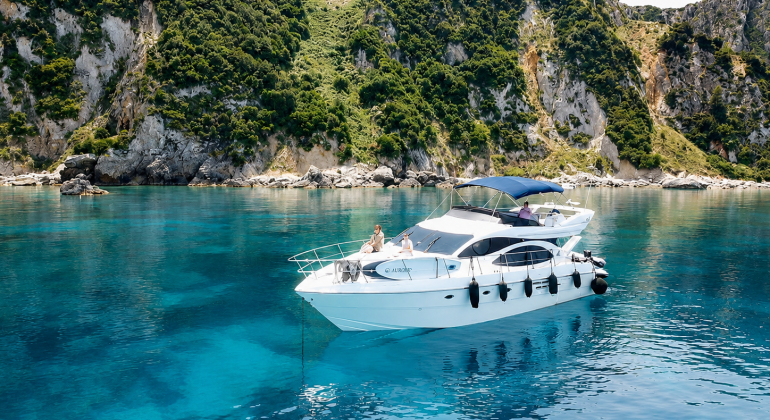 AZIMUT 46